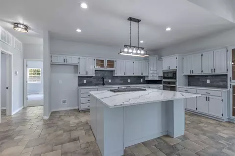 Kitchen - 19923 W 80th St N, Haskell, OK 74436 photo 1 of 7