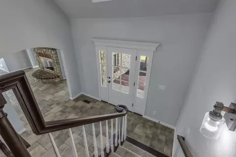 Entry Way - 19923 W 80th St N, Haskell, OK 74436 photo 9 of 16