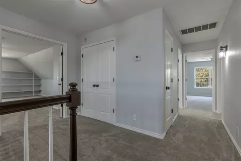 Entry Way - 19923 W 80th St N, Haskell, OK 74436 photo 13 of 16