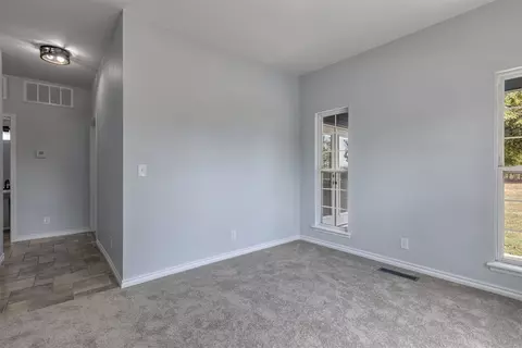 Living - 19923 W 80th St N, Haskell, OK 74436 photo 6 of 6