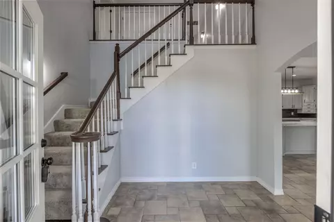 Entry Way - 19923 W 80th St N, Haskell, OK 74436 photo 1 of 16