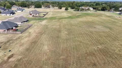 E Wilson Avenue, Cushing, OK 74023 photo 6