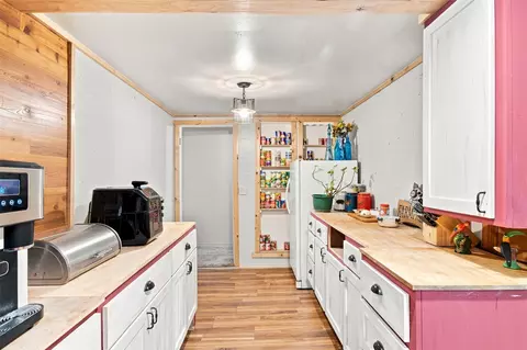 Kitchen - 21751 E 190th St S, Haskell, OK 74436 photo 9 of 11
