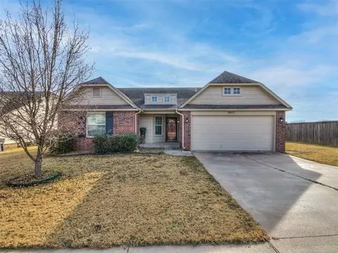 3013 Stonewall Dr, Bartlesville, OK 74006