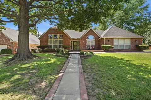 Exterior - 5204 E 88th St, Tulsa, OK 74137 photo 2 of 6