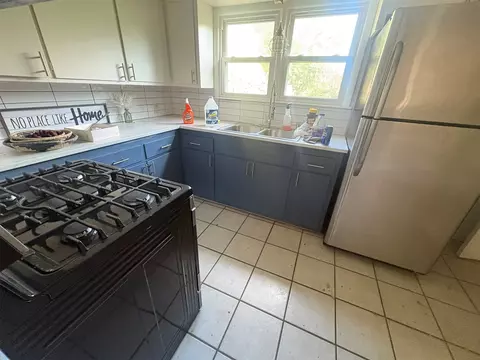 6944 E 7th St, Tulsa, OK 74112 photo 3