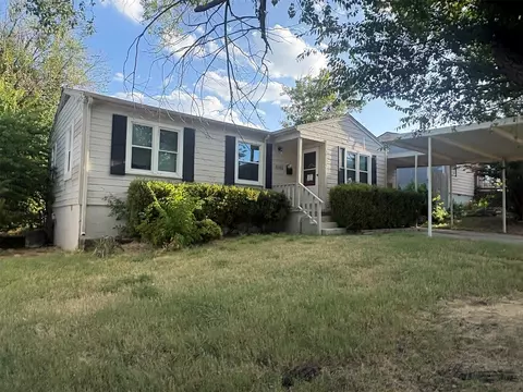 6944 E 7th St, Tulsa, OK 74112 photo 2