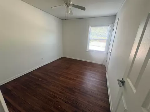 6944 E 7th St, Tulsa, OK 74112 photo 4