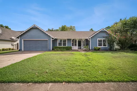 3817 S Dogwood Ave, Broken Arrow, OK 74011