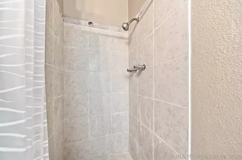 Bath - 9021 E 56th St, Tulsa, OK 74145 photo 2 of 3