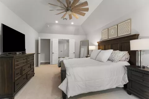 Bedroom - 1612 E Phoenix St, Broken Arrow, OK 74011 photo 2 of 4