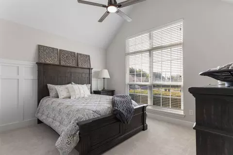 Bedroom - 1612 E Phoenix St, Broken Arrow, OK 74011 photo 3 of 4