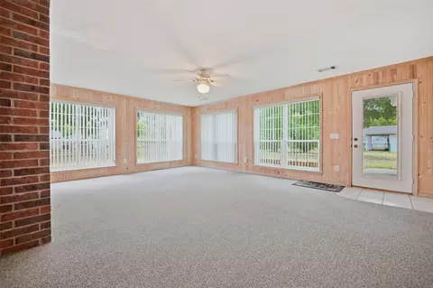 Living - 210 S 8th, Davis, OK 73030 photo 5 of 6