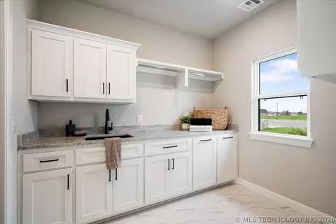 Other - 5294 Blackhawk Pl, Sperry, OK 74073 photo 4 of 7