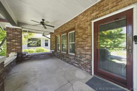 Exterior - 1844 E 16th Pl, Tulsa, OK 74104 photo 6 of 6