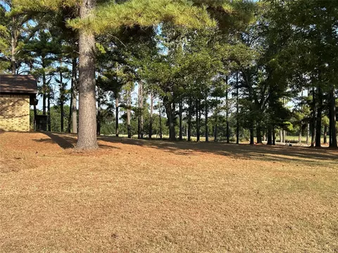 Exterior - 859 Bryan Rd, Durant, OK 74701 photo 3 of 8