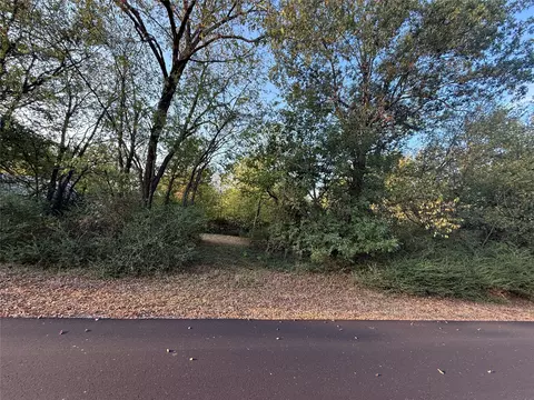 E Spotted Horse Drive, Claremore, OK 74019