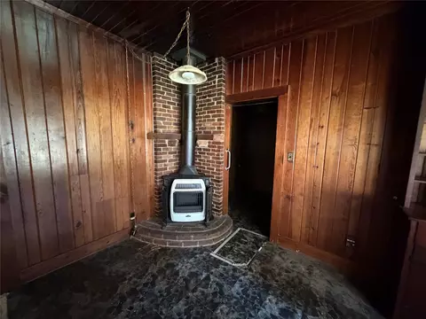 Living - 3218 E 3rd St, Tulsa, OK 74104 photo 6 of 7