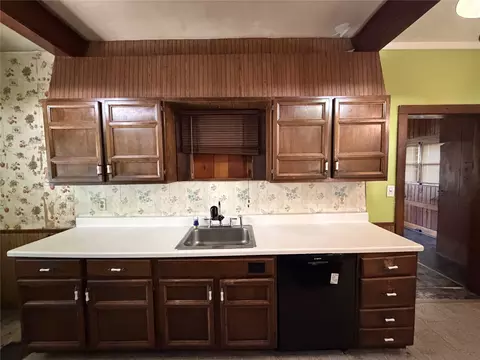 Kitchen - 3218 E 3rd St, Tulsa, OK 74104 photo 1 of 2