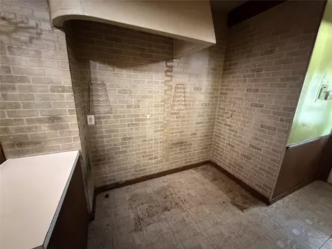 Kitchen - 3218 E 3rd St, Tulsa, OK 74104 photo 2 of 2