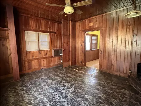 Living - 3218 E 3rd St, Tulsa, OK 74104 photo 5 of 7