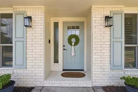 Entry Way - 7326 E 64th Pl, Tulsa, OK 74133 photo 1 of 3