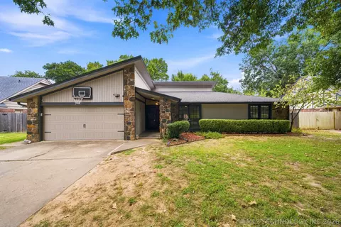 8211 S Marion Ave, Tulsa, OK 74137