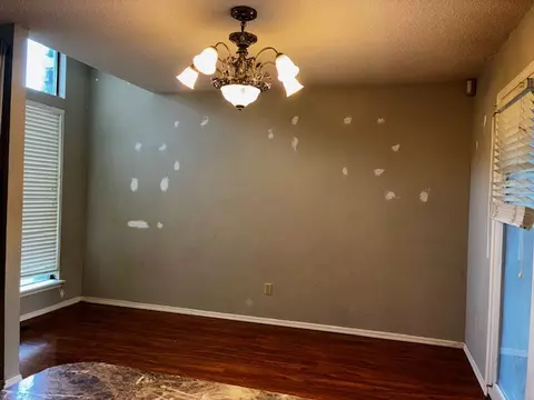 Dining - 8630 E 78th St, Tulsa, OK 74133 photo 2 of 2