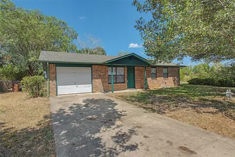 Exterior - 125 Zenith St, Warner, OK 74469 photo 2 of 5