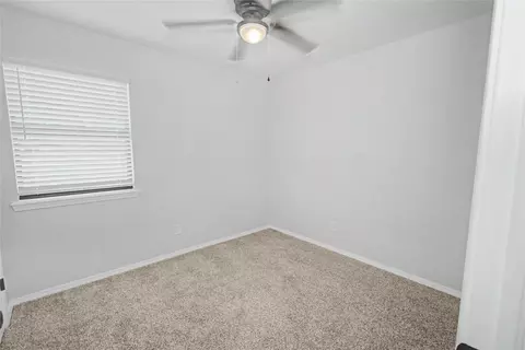 Bedroom - 125 Zenith St, Warner, OK 74469 photo 5 of 6