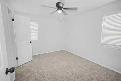 Bedroom - 125 Zenith St, Warner, OK 74469 photo 1 of 6