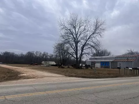 000 Hwy 28 Cir, Eucha, OK 74342 photo 2