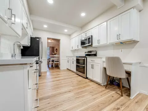 Kitchen - 3722 E 85th Pl S, Tulsa, OK 74137 photo 1 of 3