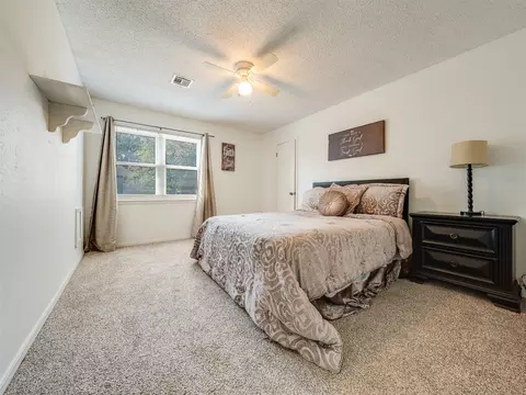 Bedroom - 3722 E 85th Pl S, Tulsa, OK 74137 photo 4 of 9