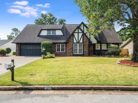 Exterior - 3722 E 85th Pl S, Tulsa, OK 74137 photo 3 of 8