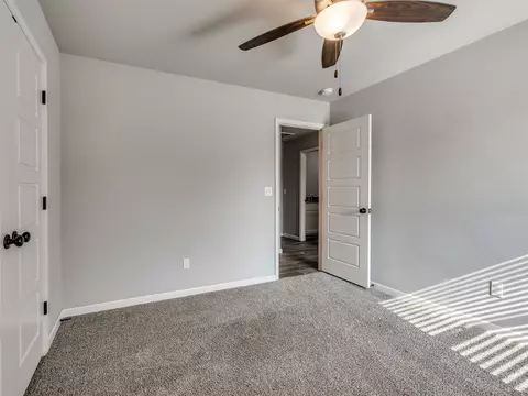 Bedroom - 1610 E Roanoke Ct, Broken Arrow, OK 74011 photo 5 of 5