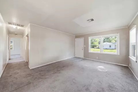 Living - 4523 E 29th St, Tulsa, OK 74114 photo 2 of 2