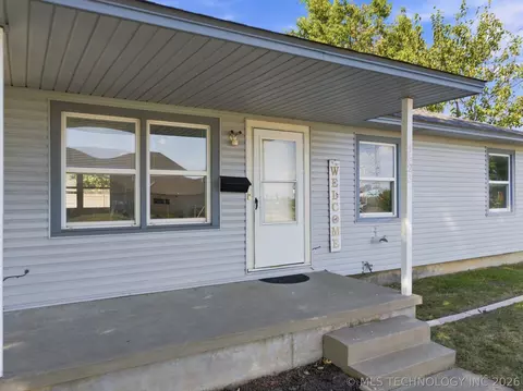 Exterior - 4523 E 29th St, Tulsa, OK 74114 photo 3 of 3
