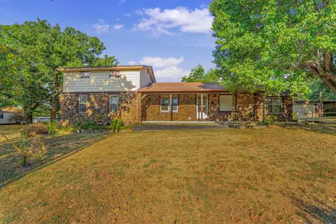 17600 S 4220 Rd, Claremore, OK 74017