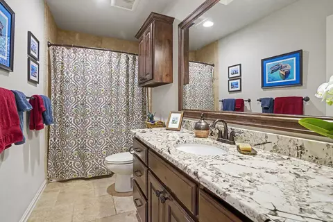 Bath - 7703 E 81st Pl N, Owasso, OK 74055 photo 4 of 4