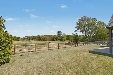 Exterior - 7703 E 81st Pl N, Owasso, OK 74055 photo 10 of 10