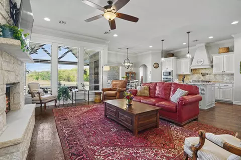 Living - 7703 E 81st Pl N, Owasso, OK 74055 photo 1 of 4