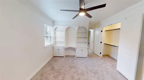Bedroom - 206 N Crownpoint Dr, Ada, OK 74820 photo 5 of 10