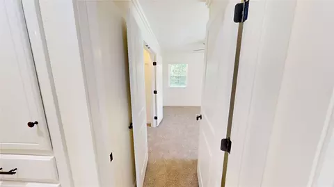 Entry Way - 206 N Crownpoint Dr, Ada, OK 74820 photo 5 of 8