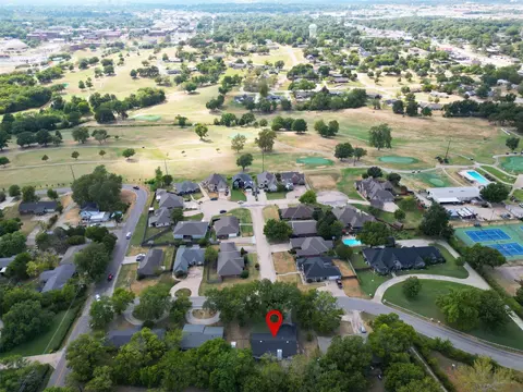 View/Area - 206 N Crownpoint Dr, Ada, OK 74820 photo 3 of 6