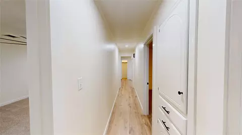 Entry Way - 206 N Crownpoint Dr, Ada, OK 74820 photo 7 of 8