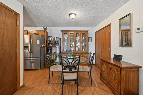 Dining - 8601 E 62nd Pl, Tulsa, OK 74133 photo 1 of 4