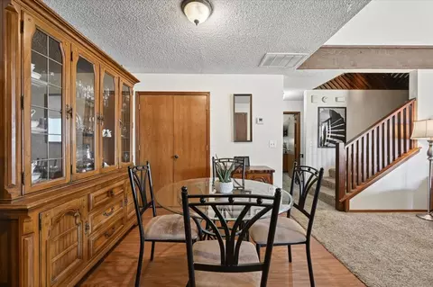 Dining - 8601 E 62nd Pl, Tulsa, OK 74133 photo 2 of 4