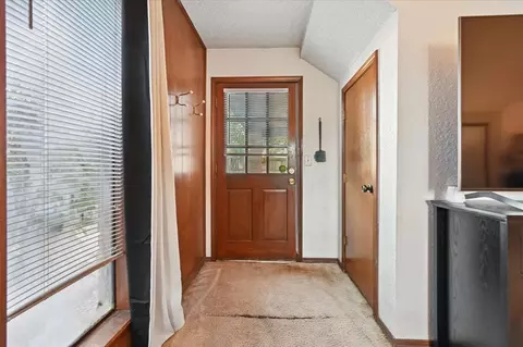 Entry Way - 8601 E 62nd Pl, Tulsa, OK 74133 photo 8 of 10