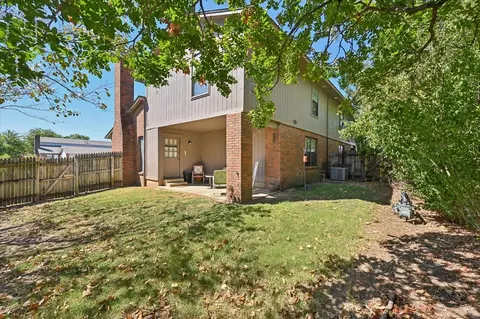 Exterior - 8601 E 62nd Pl, Tulsa, OK 74133 photo 8 of 15
